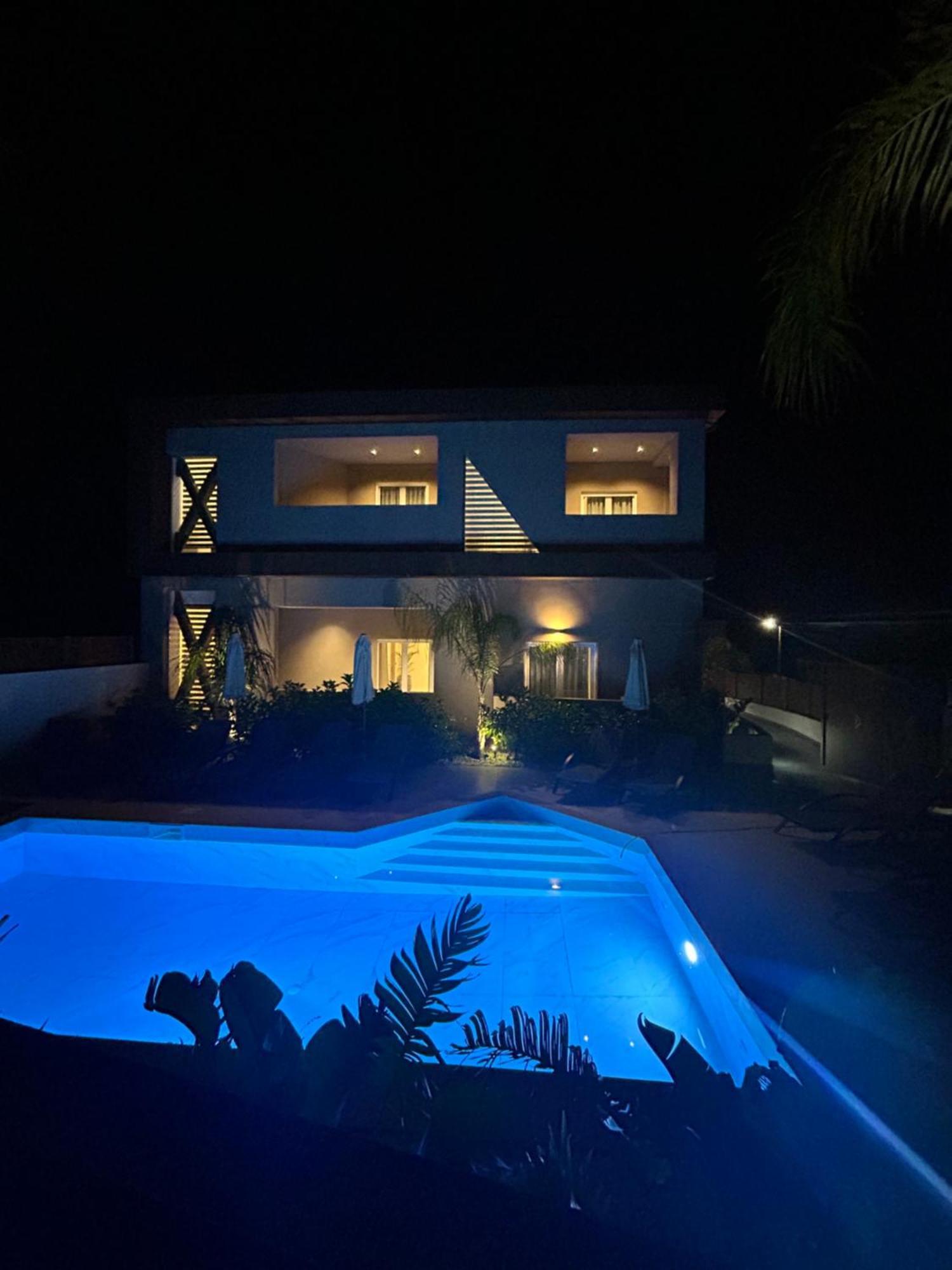 X Luxury Suites Argostoli  Exterior photo
